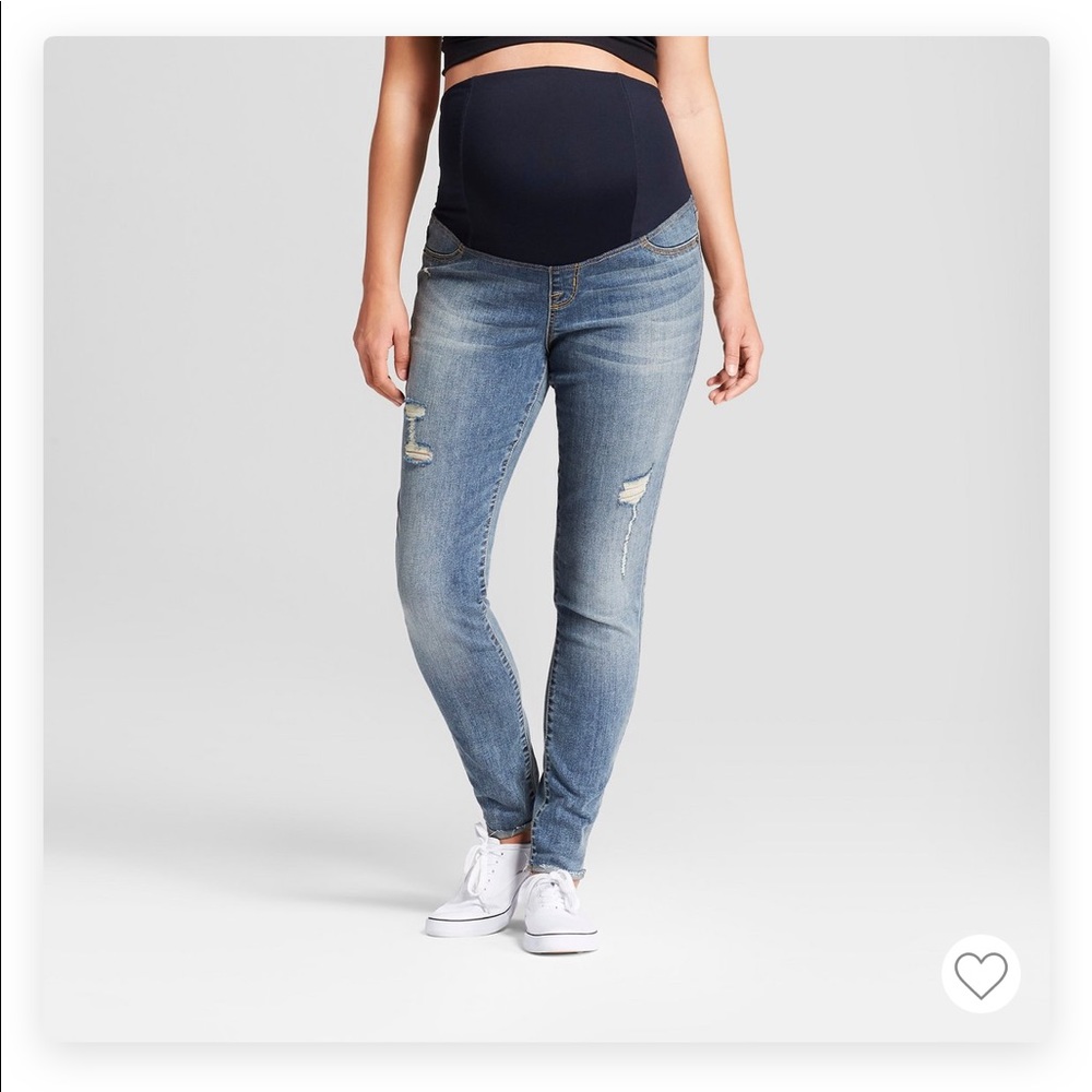 INGRID & ISABEL | Maternity Skinny Jeans